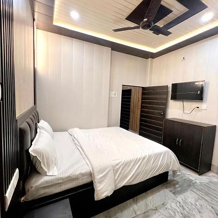 Durga P Guest House Near Harishchandra Ghat Bénarès Extérieur photo